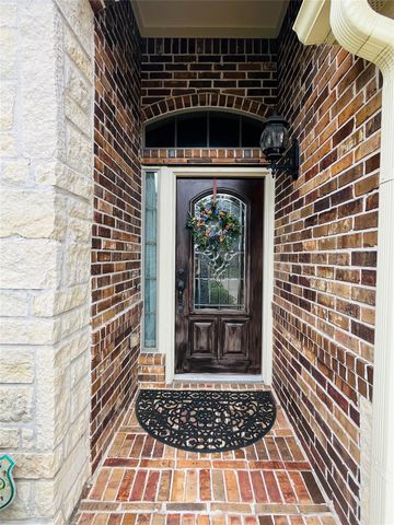 2106 Cambridge Bay Drive, Pearland, TX 77584