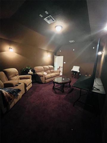 2106 Cambridge Bay Drive, Pearland, TX 77584