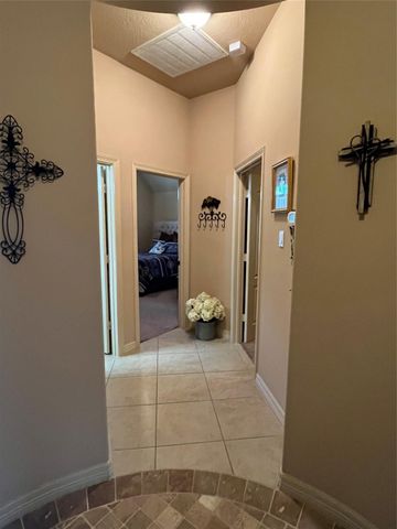 2106 Cambridge Bay Drive, Pearland, TX 77584