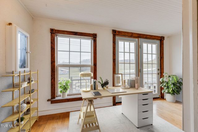 22587 Us Hwy 58, Castlewood, VA 24224