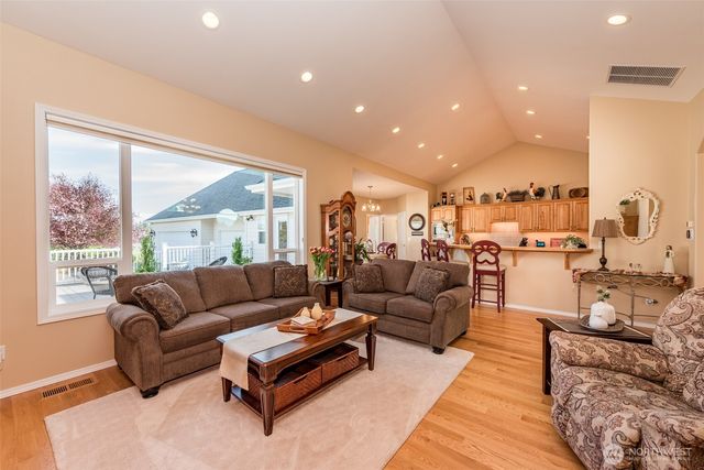 241 Lone Eagle Lane, Sequim, WA 98382