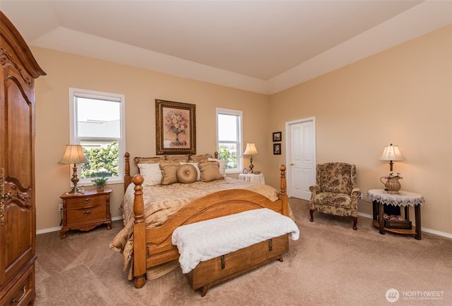 241 Lone Eagle Lane, Sequim, WA 98382