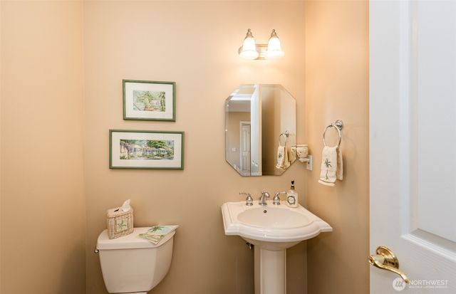 241 Lone Eagle Lane, Sequim, WA 98382