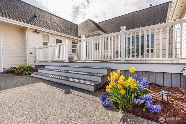 241 Lone Eagle Lane, Sequim, WA 98382