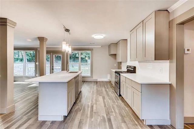 3216 Hollydale Drive, Atlanta, GA 30311