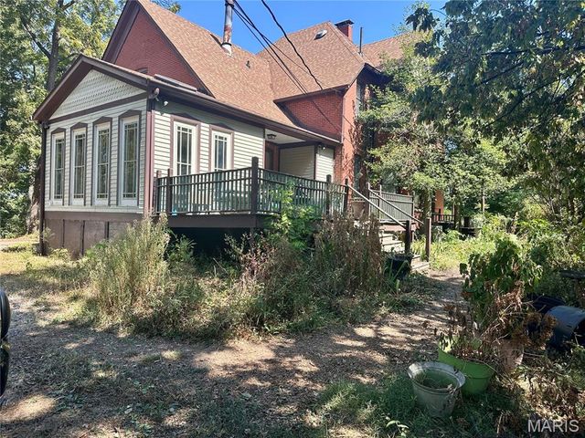 1312 Old Trenton Road, Highland, IL 62249