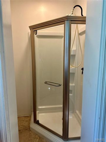 1312 Old Trenton Road, Highland, IL 62249