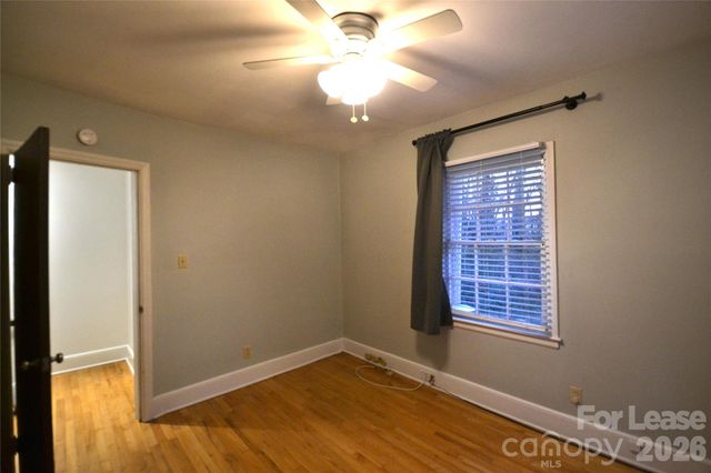 230 N Dotger Avenue, Charlotte, NC 28207