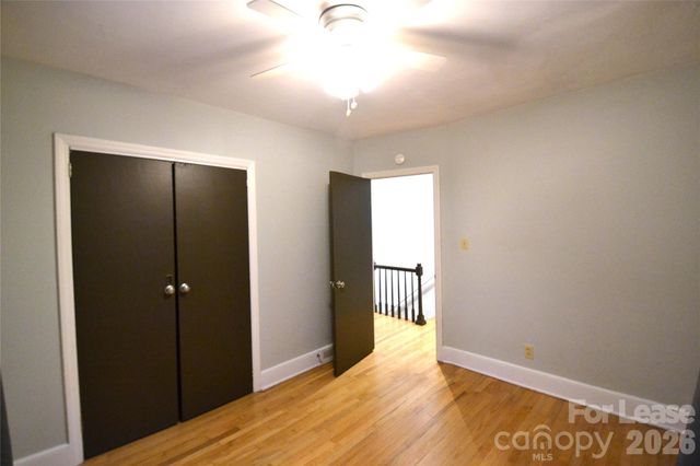 230 N Dotger Avenue, Charlotte, NC 28207