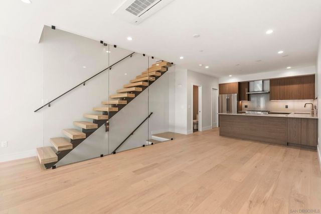 4214 Tonopah St, San Diego, CA 92110