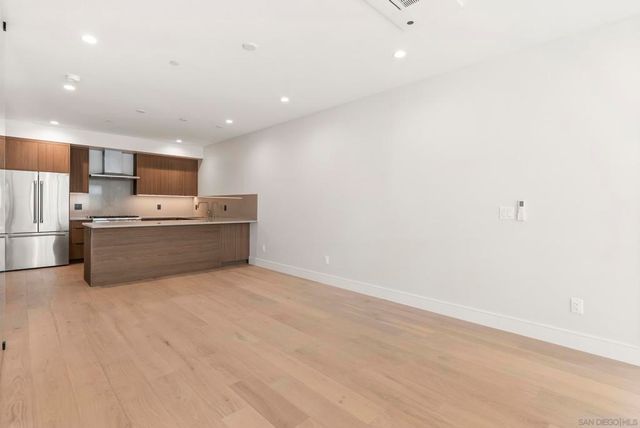 4214 Tonopah St, San Diego, CA 92110