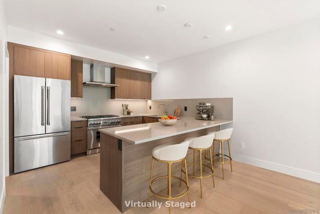 4214 Tonopah St, San Diego, CA 92110