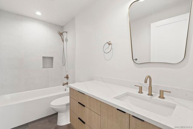 4214 Tonopah St, San Diego, CA 92110
