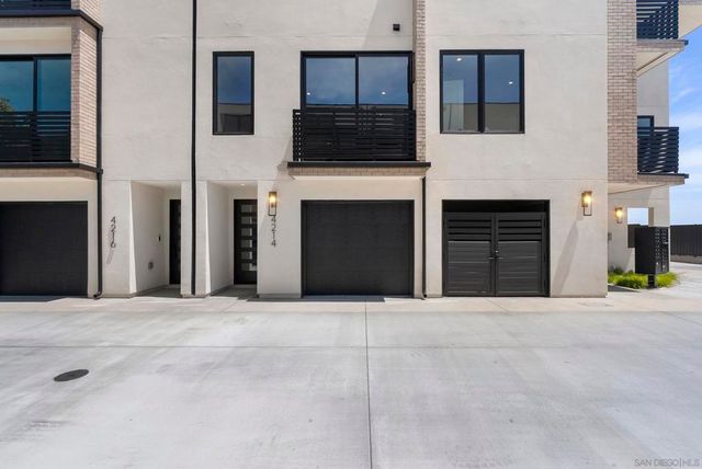 4214 Tonopah St, San Diego, CA 92110