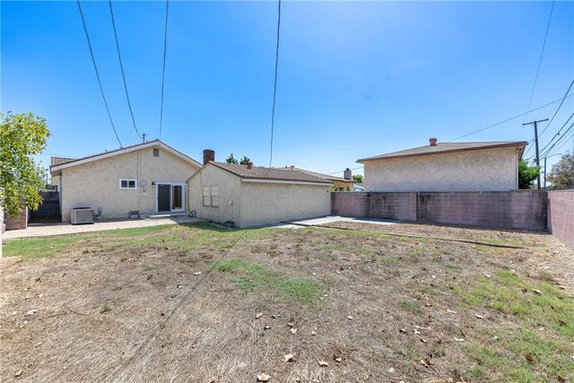 6123 Pepperwood, Lakewood, CA 90712