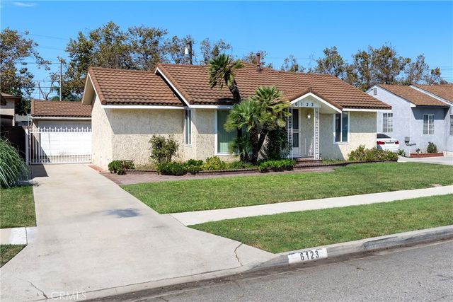 6123 Pepperwood, Lakewood, CA 90712