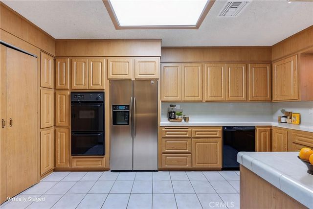 6123 Pepperwood, Lakewood, CA 90712
