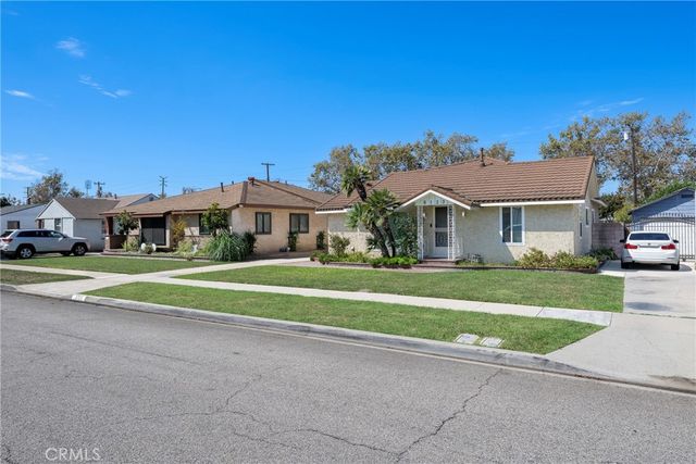 6123 Pepperwood, Lakewood, CA 90712