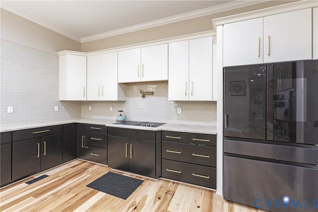 12554 Kain Rd, Glen Allen, VA 23059