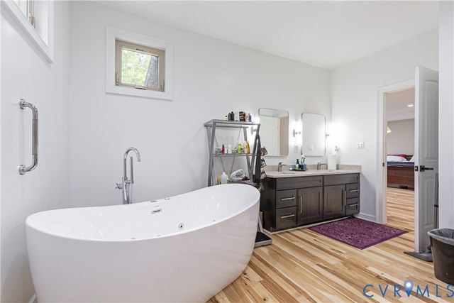 12554 Kain Rd, Glen Allen, VA 23059