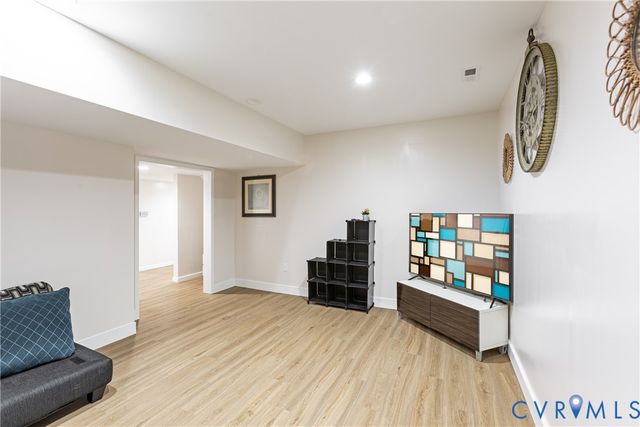 12554 Kain Rd, Glen Allen, VA 23059