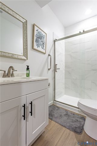 12554 Kain Rd, Glen Allen, VA 23059