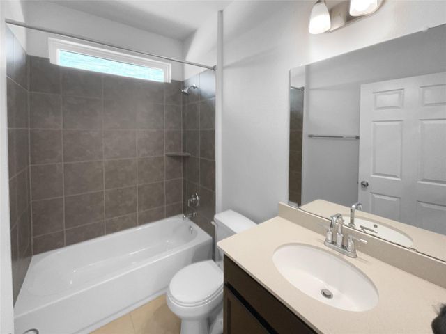 312 La Escalera DR, Leander, TX 78641