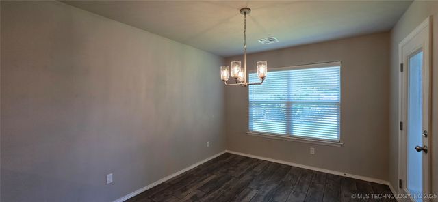 1502 E Utica Place, Broken Arrow, OK 74011