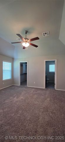 1502 E Utica Place, Broken Arrow, OK 74011