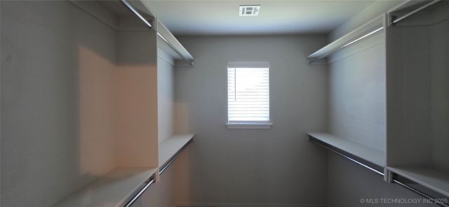 1502 E Utica Place, Broken Arrow, OK 74011