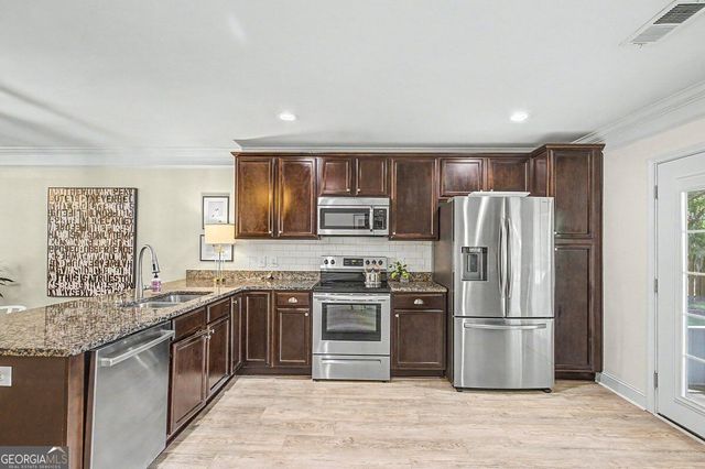 200 Sawgrass Drive, Savannah, GA 31405