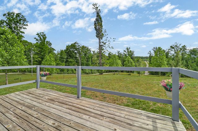 2930 Doc Loy Road, Grandview, TN 37337