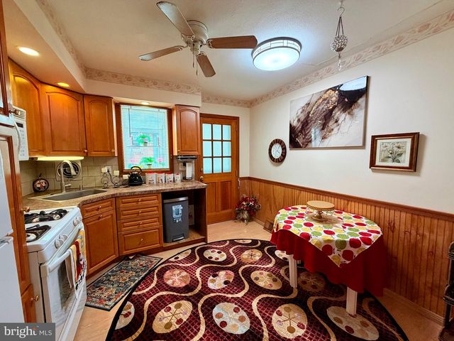 1437 NAPFLE AVE, Philadelphia, PA 19111