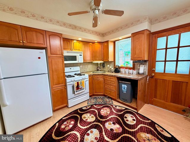 1437 NAPFLE AVE, Philadelphia, PA 19111