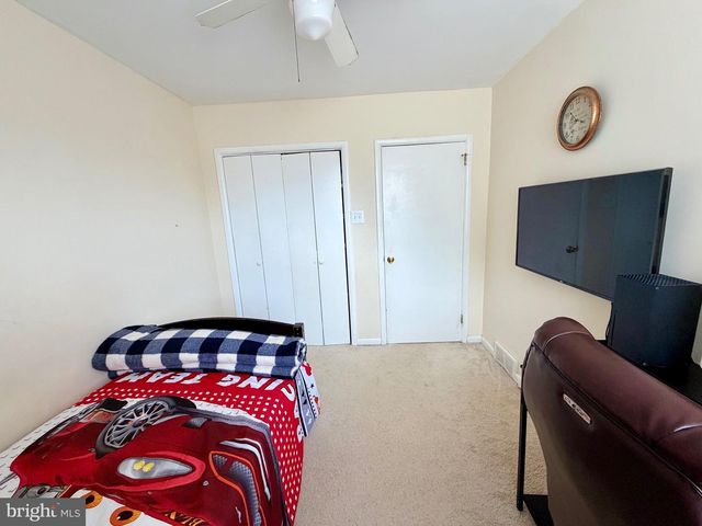 1437 NAPFLE AVE, Philadelphia, PA 19111