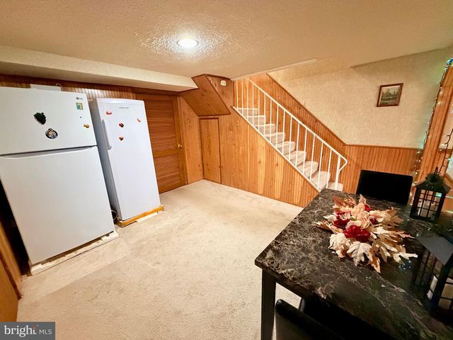 1437 NAPFLE AVE, Philadelphia, PA 19111