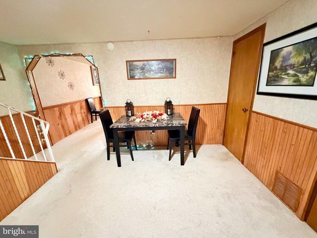 1437 NAPFLE AVE, Philadelphia, PA 19111