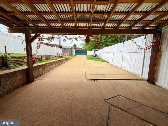 1437 NAPFLE AVE, Philadelphia, PA 19111