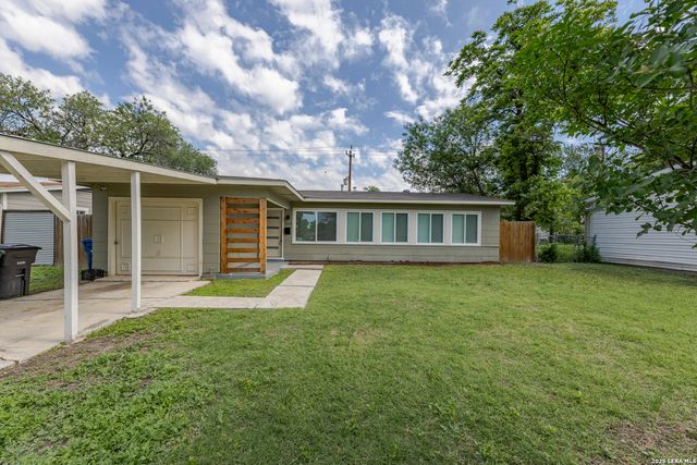 323 BASSWOOD DR, San Antonio, TX 78213