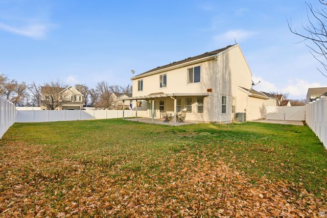 1218 S 1420 W, Woods Cross, UT 84087