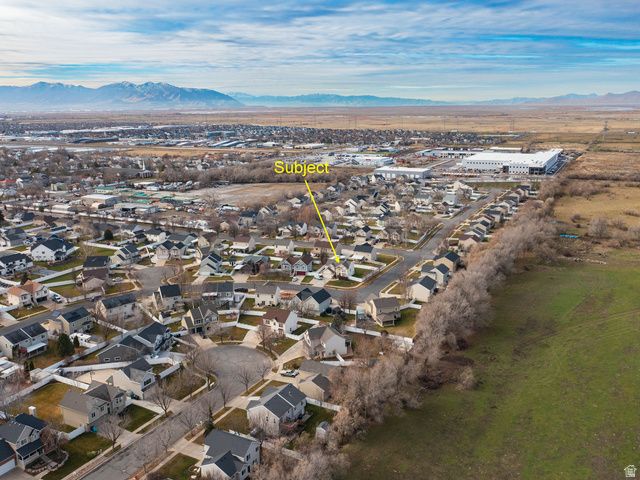 1218 S 1420 W, Woods Cross, UT 84087