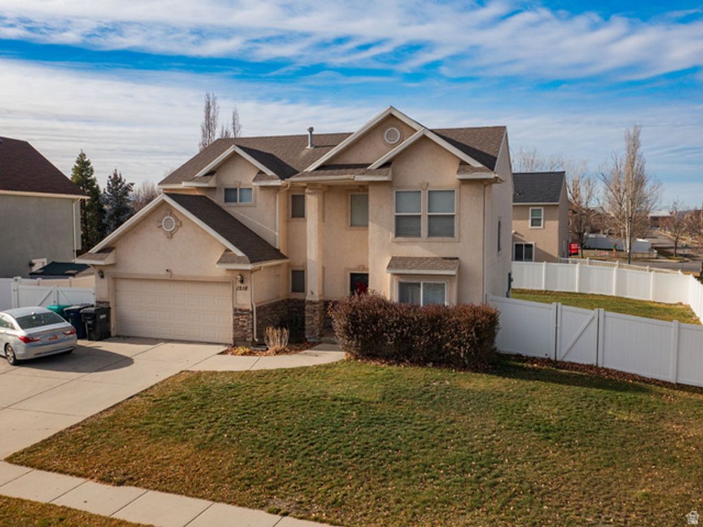 1218 S 1420 W, Woods Cross, UT 84087