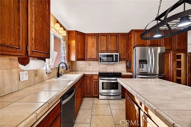 246 E Shasta, Orland, CA 95963