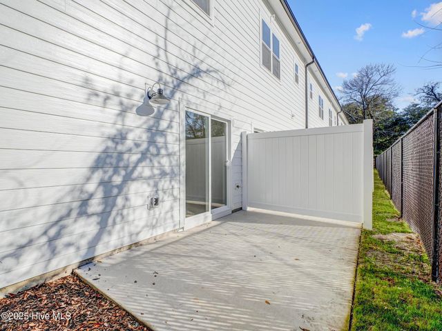 255 Townhome Lane 255, Southern Pines, NC 28387