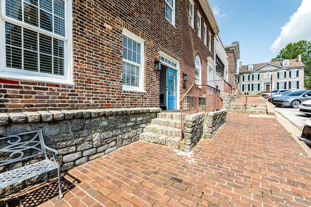 2 Ardery Place, Paris, KY 40361