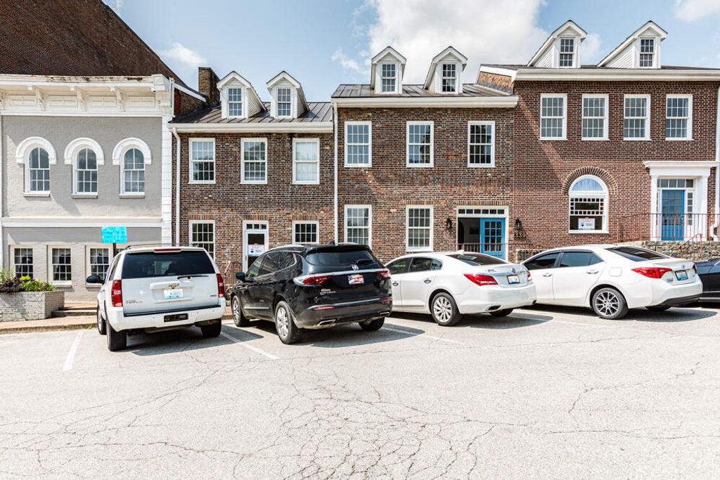 2 Ardery Place, Paris, KY 40361