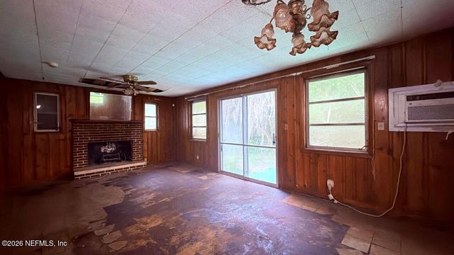 10384 PINEHURST Drive, Jacksonville, FL 32218