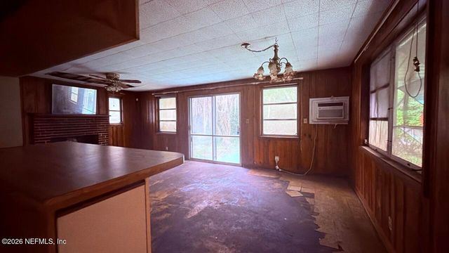 10384 PINEHURST Drive, Jacksonville, FL 32218