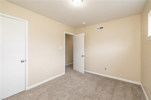 3945 Starboard RD, Chesapeake, VA 23321