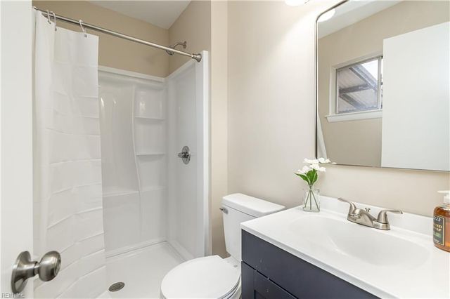 3945 Starboard RD, Chesapeake, VA 23321